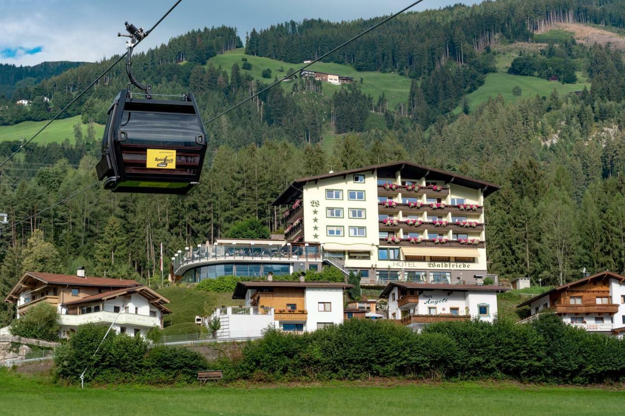 Hotel Waldfriede - Der Logenplatz Im Zillertal Fuegen Exterior photo